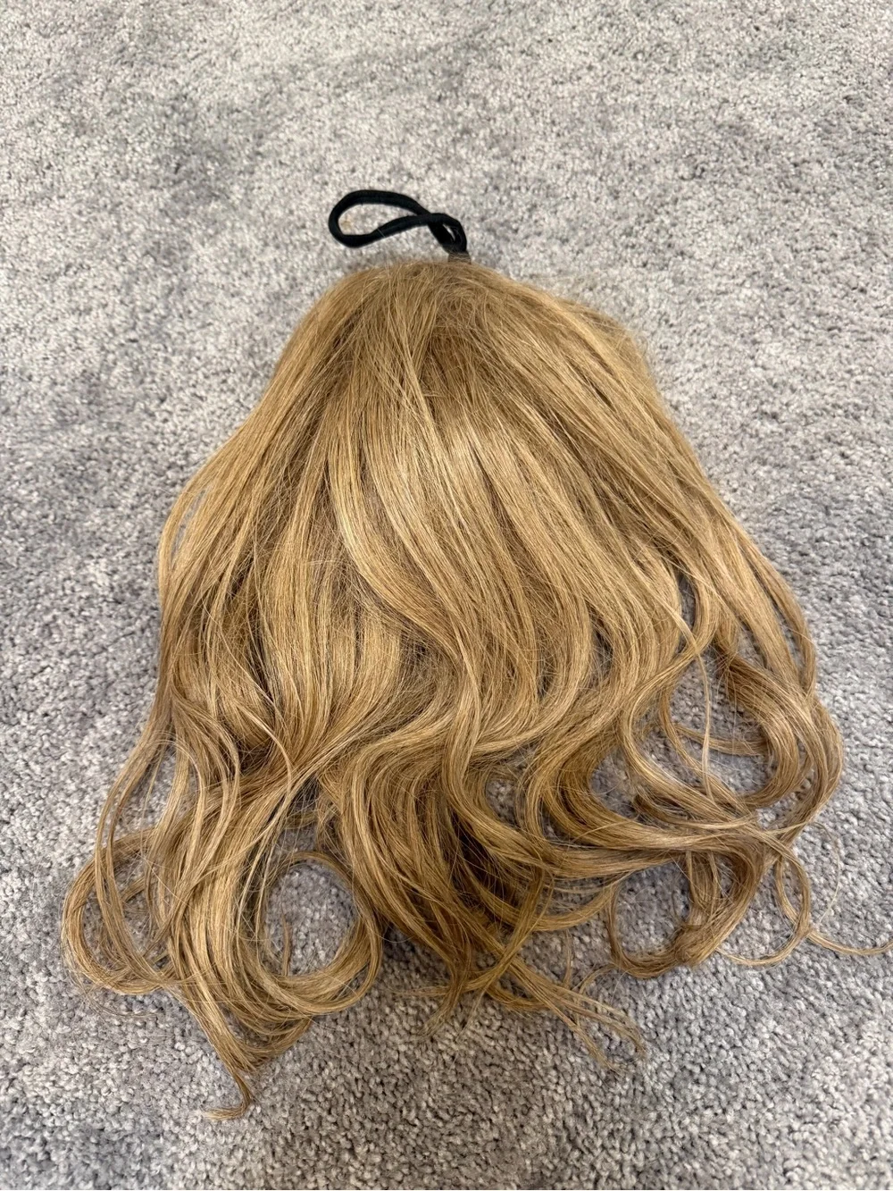 Crown That posh pony Dirty Blonde